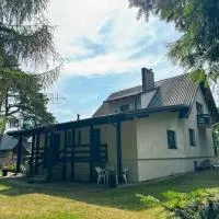 Pokoje przy lesie, hotel en Jantar