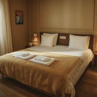 Fly House Faro, hotel near Faro Airport - FAO, Faro