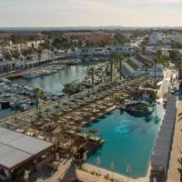 Lago Resort Menorca - Casas del Lago Adults Only, готель у місті Кала-ен-Бош
