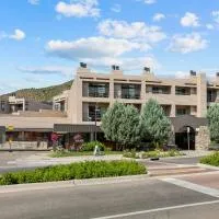 The Christie Lodge – All Suite Property Vail Valley/Beaver Creek، فندق في آفون