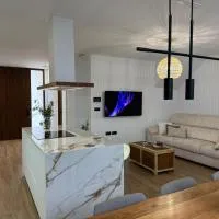 Casa Rural con piscina privada en casco urbano de Náquera Botigueta 25, hotel a Náquera
