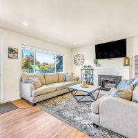 Cozy Oaks - A Coastal Getaway with Idyllic Scenery โรงแรมใกล้Monterey Peninsula Airport - MRYในDel Rey Oaks