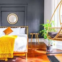 Jungle House Luxury Stays - Downtown Chillicothe, hotell sihtkohas Chillicothe