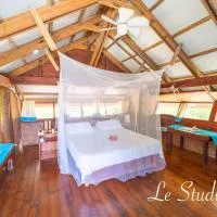 My Island Home، فندق في فار