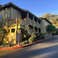 Comfort Inn Monterey Peninsula Airport, hotel cerca de Aeropuerto de Monterey Península - MRY, Monterrey