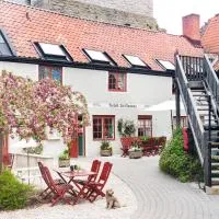 Hotell St Clemens، فندق في فيسبي