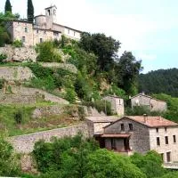 Les Fabres, hotelli kohteessa Vernon