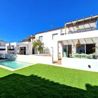 Apartaments Gorgot, hotel a Empuriabrava