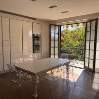 Ampio Appartamento con vista lago, sauna e camino Golf club Margara，Fubine的飯店