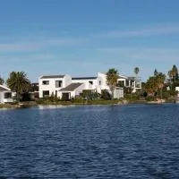 Vlei Cove Guesthouse, hotel di Cape Town