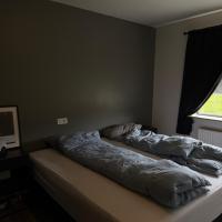 Apartment in Húsavík, hotell sihtkohas Húsavík lennujaama Húsavíki lennujaam - HZK lähedal