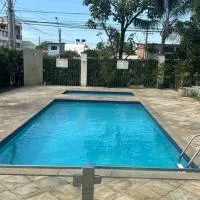 Apto c piscina e WiFi no coração de Colina de Laranjeiras, מלון בסרה