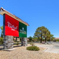 HomeTowne Studios by Red Roof Ridgecrest, hotel poblíž Inyokern Airport - IYK, Ridgecrest