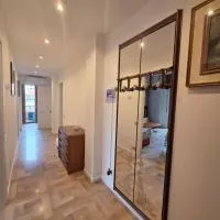 Milan Suburban Escape -Family Apartment, hotel din Arcore