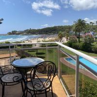 Th29 Deluxe beachfront apartment in Tamarit, hotell sihtkohas La Mora