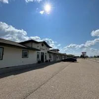 The King's Motel, מלון בSundre