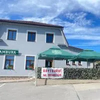 PENZION Hamburk, hotel em Beroun