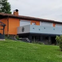 Ferienhaus Rosa, hotell i Fuldatal