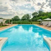 APPARTAMENTI CON PISCINA, hotell sihtkohas Spoleto