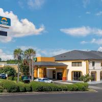 Quality Inn & Suites, hotel poblíž Orangeburg Municipal - OGB, Orangeburg