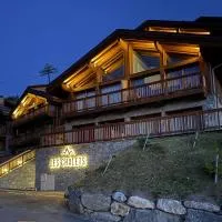 Appartement de luxe 4 adultes 2 enfants 3 chambres Méribel Mottaret location du samedi au samedi, hotelli kohteessa Les Allues