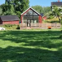 Luxury Cottage and Sauna Space, Hotel in Lovisa