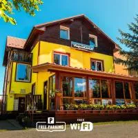Aqualand Penzion - free parking, hotelli kohteessa Poprad