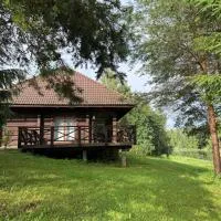 Holiday house Medņusala, готель у місті Mālpils