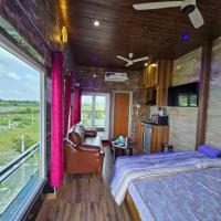 Barla's Home Stay - Luxury Studio Room, hotel cerca de Aeropuerto Internacional Rajiv Gandhi, Hyderabad