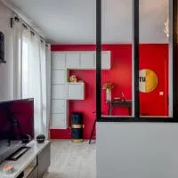 Charmant appartement de 46 m2 au cœur de Décines, отель в городе Десин-Шарпьё