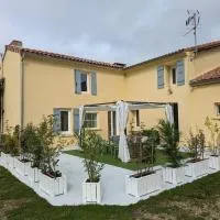 Logement indépendant au calme, viešbutis mieste Caudrot