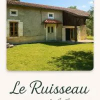 Gite Le Ruisseau, hotel em Cier-de-Rivière