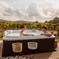 Agriturismo La Vecchia Quercia، فندق في مونتيميرانو