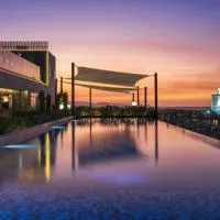 AC Hotel by Marriott Santiago de los Caballeros，聖地亞哥洛斯卡巴的飯店