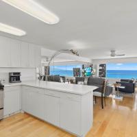 Beachfront Honolulu Condo ,Ocean View, High Floor, Quiet, Colony Surf 1202, Hotel in Honolulu
