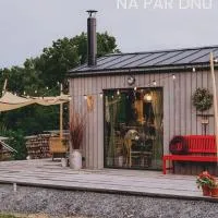 nádech - glamping na statku, מלון בDěkanovice