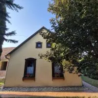 Rábagyarmati Apartman, viešbutis mieste Rábagyarmat