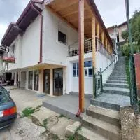 Sobe za izdavanje Nedeljković, khách sạn ở Lukovo
