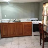 Ashika rentals, hotel poblíž San Pedro Airport - SPR, San Pedro
