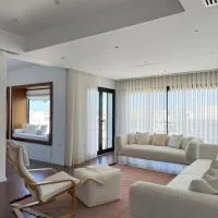 High standing villa floor close to the airport with shuttle, hotel di La Soukra