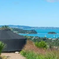 Awaawa Yurts - Rangi, hotel a Waiheke Island