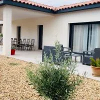 Superbe villa climatisée, hotell sihtkohas Connaux