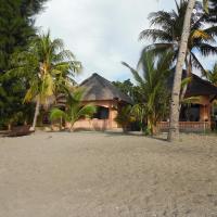 Sea World Club Beach Resort & Dive Center, hotel cerca de Aeropuerto de Waioti - MOF, Maumere