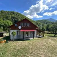 Cabana lui Foardă، فندق في Motru Sec