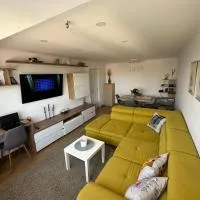 Central apartment, hotel din Carei