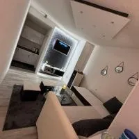 Luxury Apartman Dzafic, hotelli kohteessa Sanski most