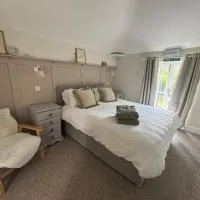 Rooms at the Inn, מלון בTrotton