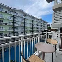 Condo Near Mactan Airport, hotel v destinaci Pusok