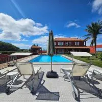 A Casa do Comandante - Piscina e Jardim, hotel en Lagoa