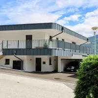 Haus W & S, hotel en Fritzens